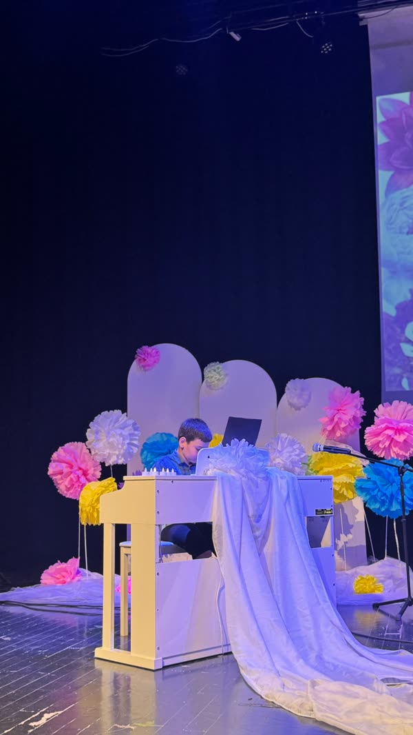 Yıl sonu konserinde sahne